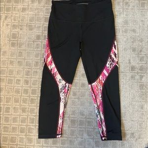 VSX Victoria’s Secret spot knockout leggings
